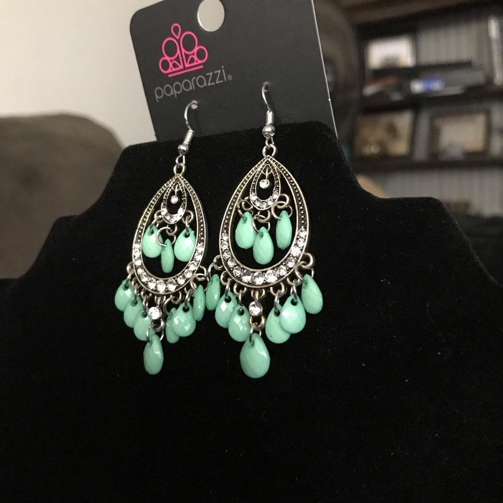 Stunning silver and green earrings.